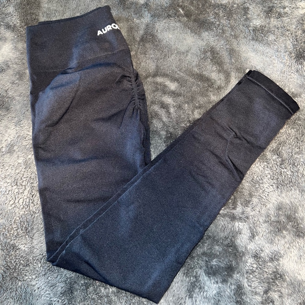 AUROLA seamless butt scrunch blk marled